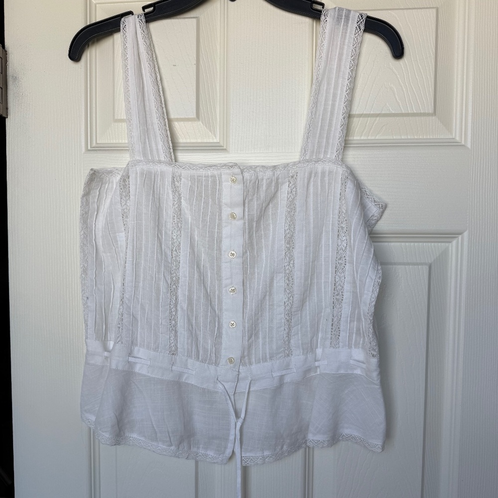 Sleeveless Blouse